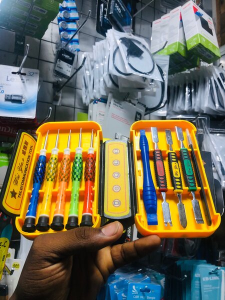 Phone screw drivers