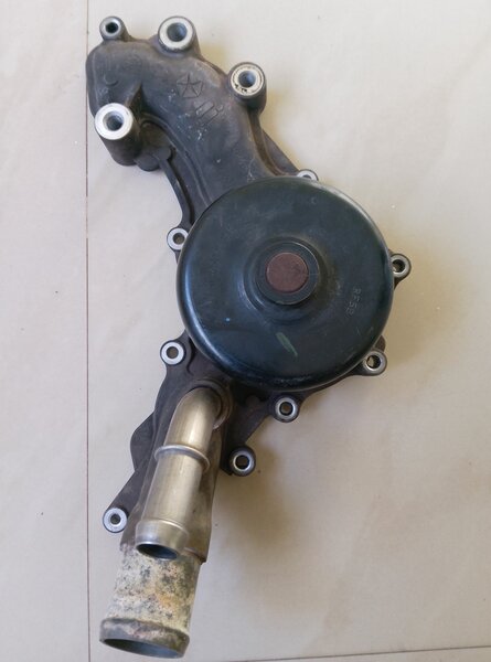 WATER PUMP JEEP