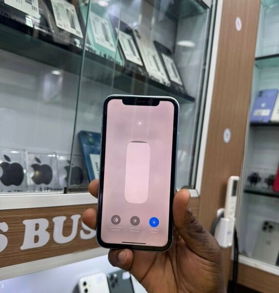 iPhone XR Bleu - 128GO