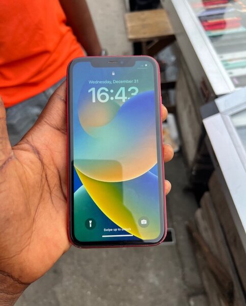 iPhone 11