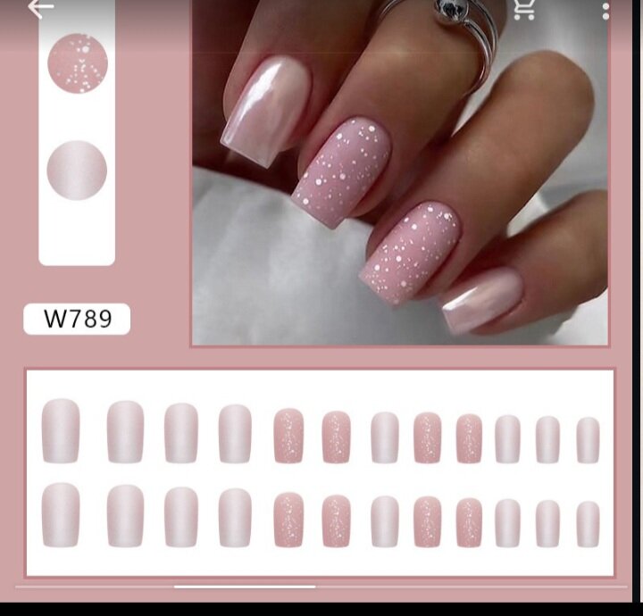 Press on nails