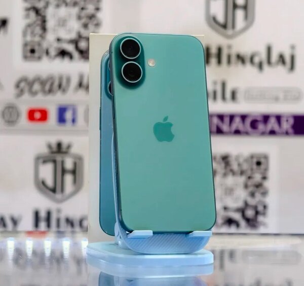 iPhone 16