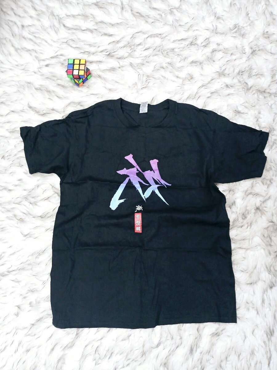 Black Round Neck T-shirt