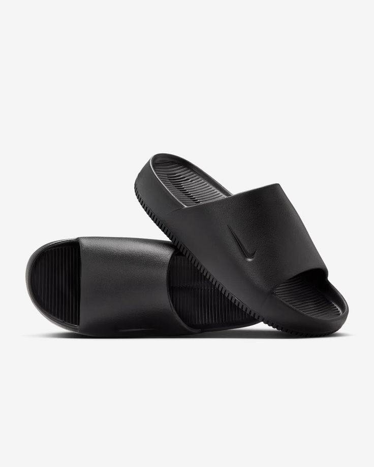 Claquettes Nike noire
