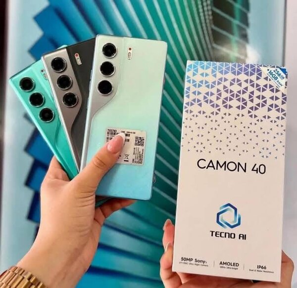 Smartphone Tecno Camon 40 - 50MP