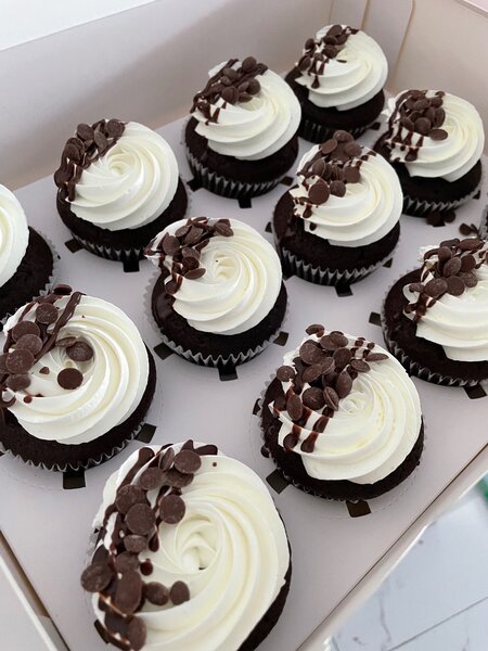 Cakes and cupcakes