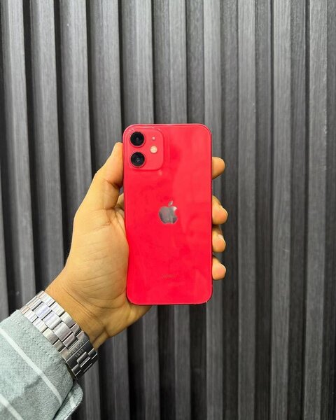 iPhone 12