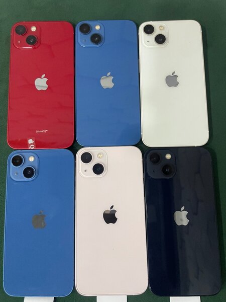 iPhone 13 simple