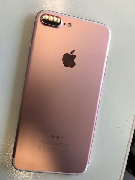 iPhone 7+