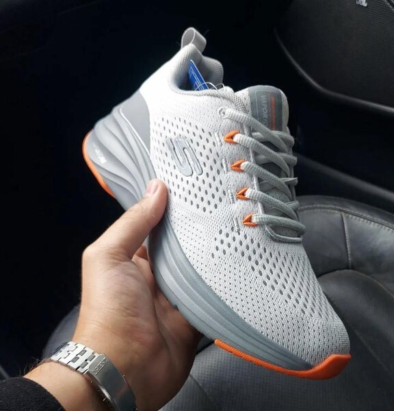 Skechers