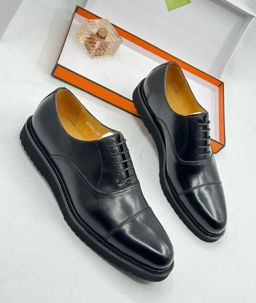 CLASSIC SHOES