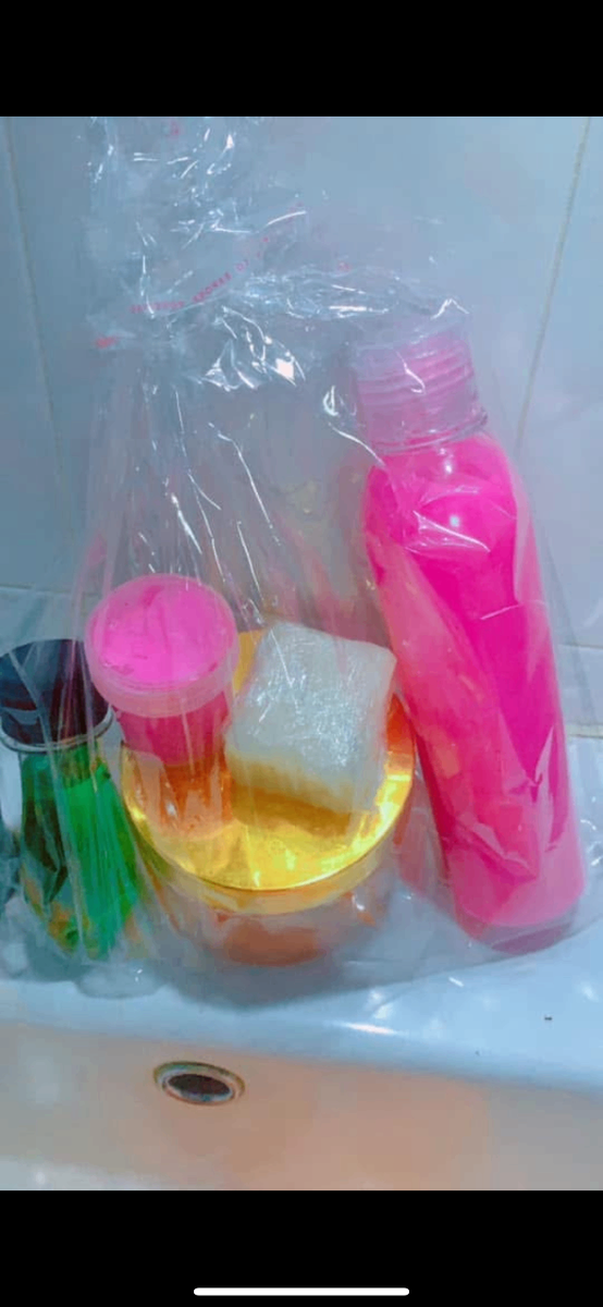 Ensemble de soins de bain coloré