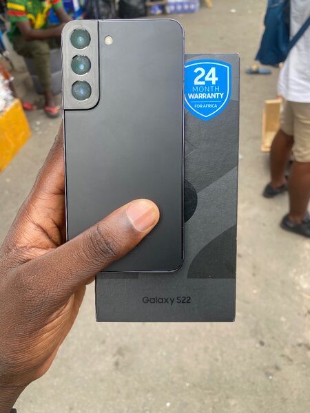 Samsung S22