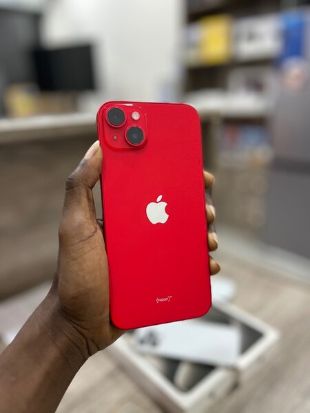 iPhone 14 Plus