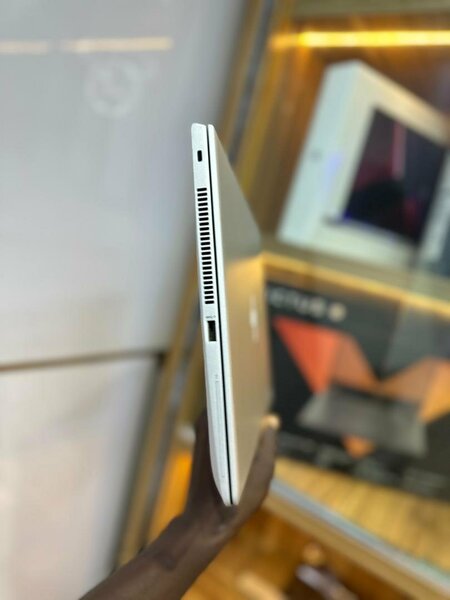 HP 850 G5