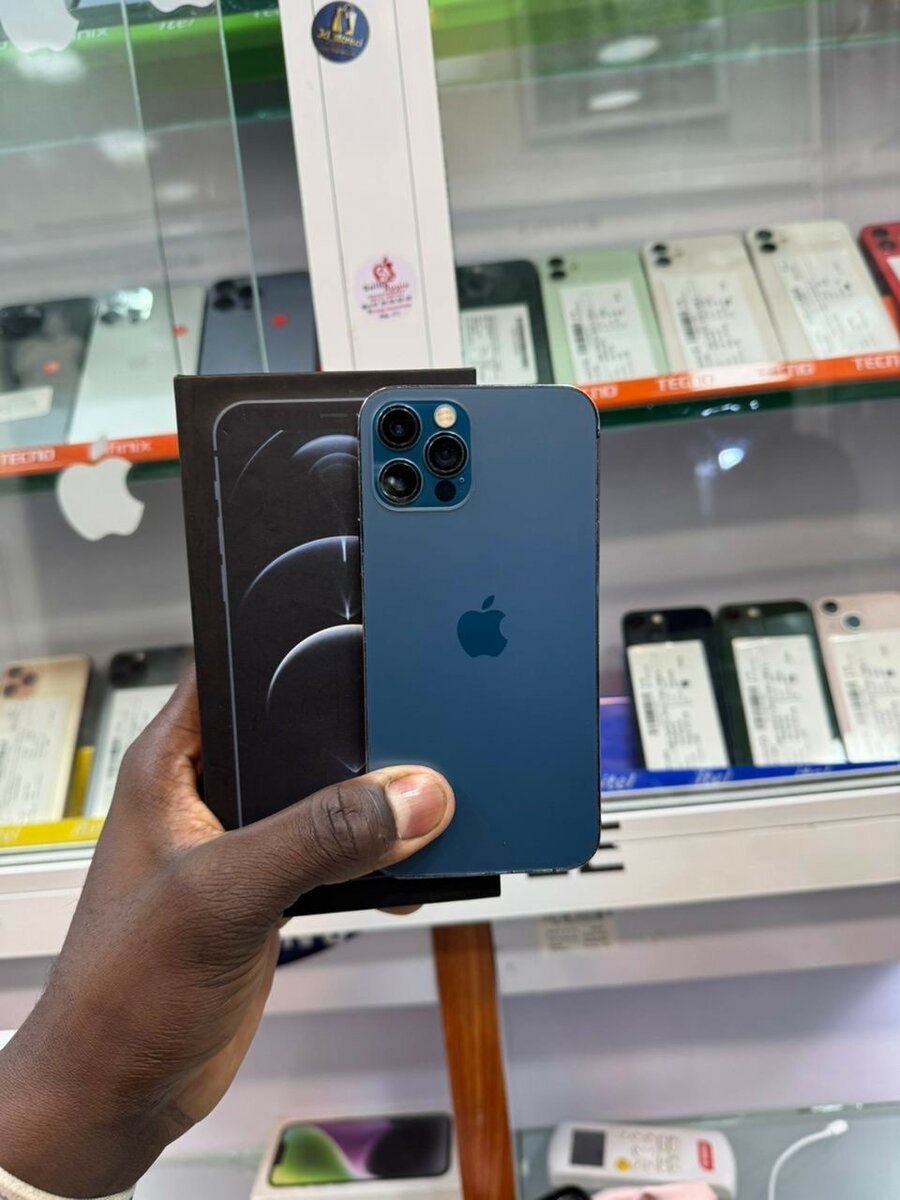 iPhone 12 Pro 128go quasi neuf