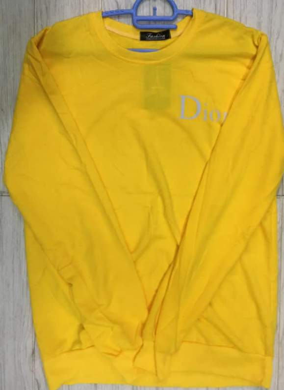 Sweatshirt