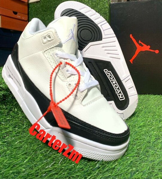 Jordan 4s available