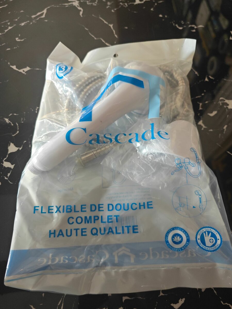 Flexible cascade incassable