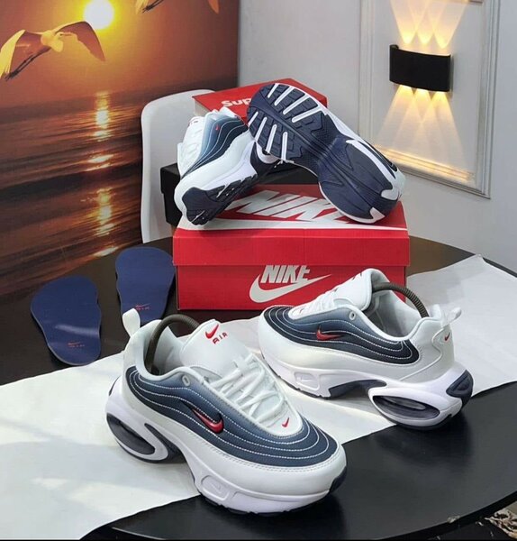 NIKE AIR CLASSIC