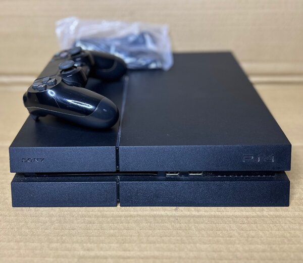 Ps4 fat craacke 10jeux 1manette