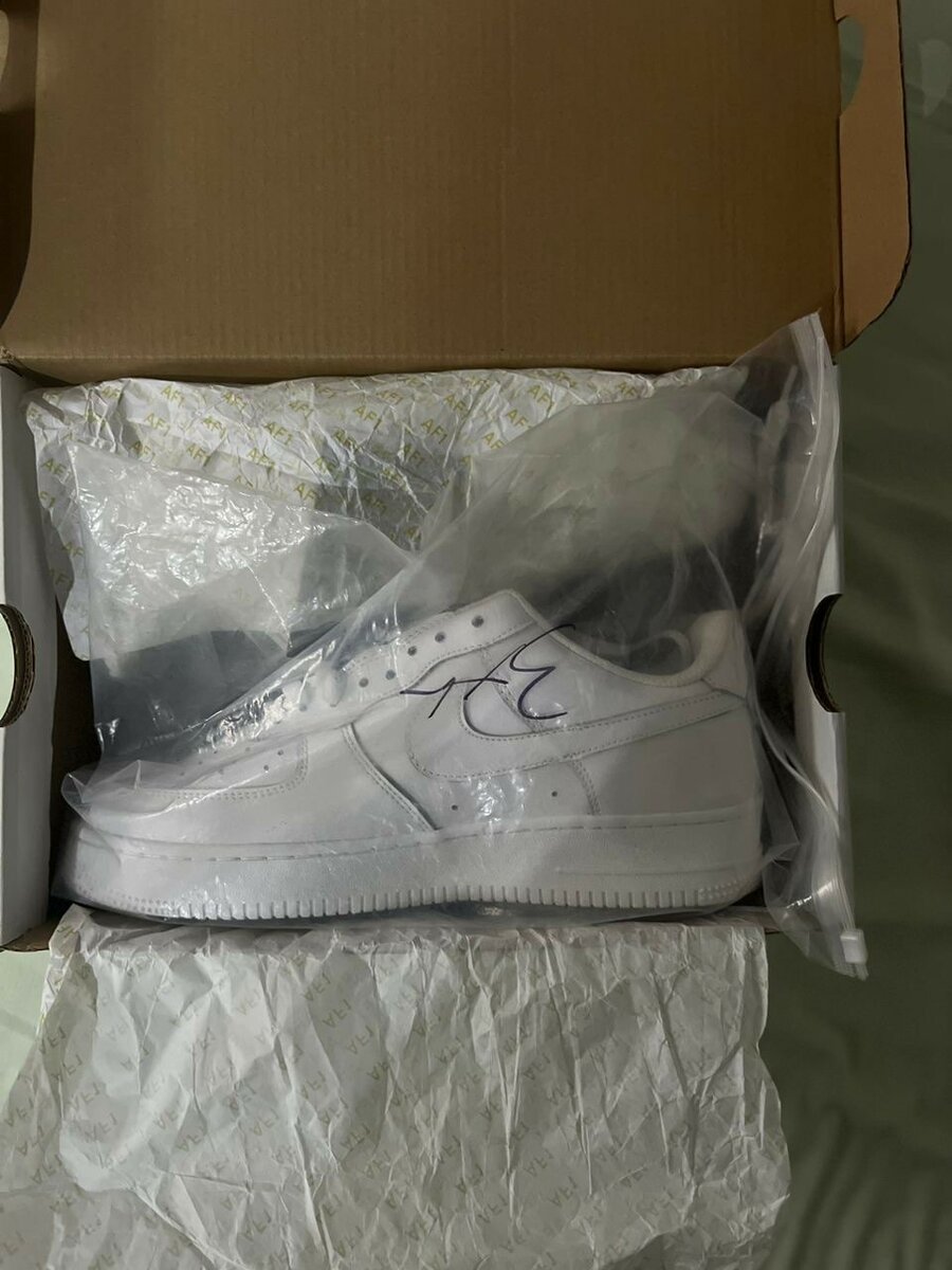 Nike Air Force 1