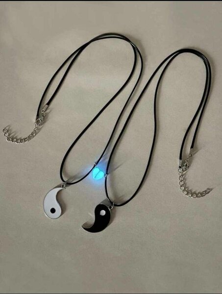 Collier couple