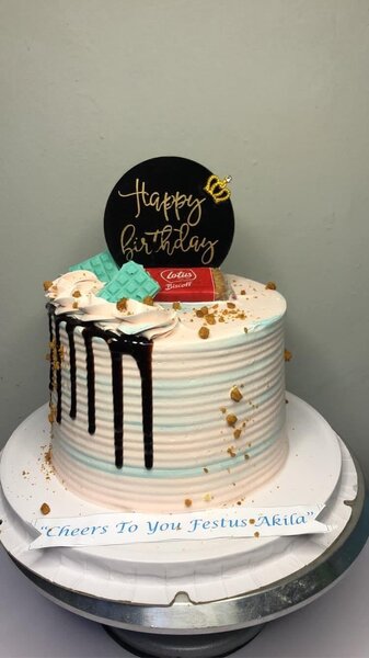Cakes and pies