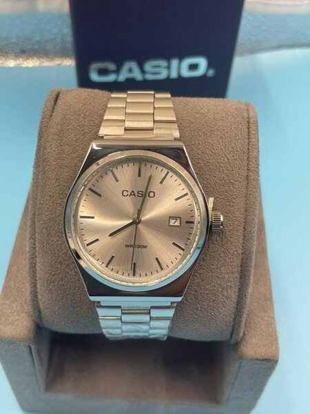 J.E Watches