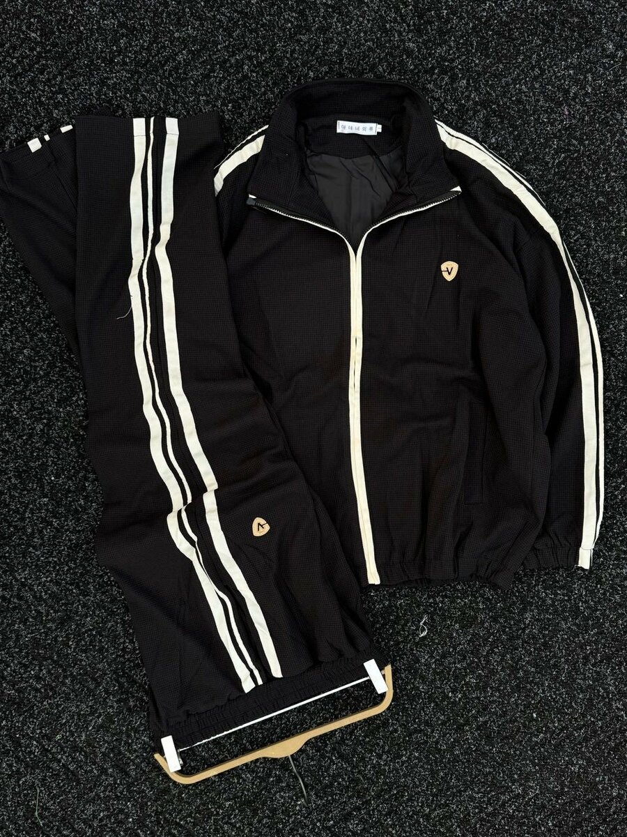 Tenue de survêtement tendance