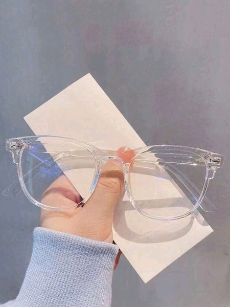Lunettes transparentes élégantes