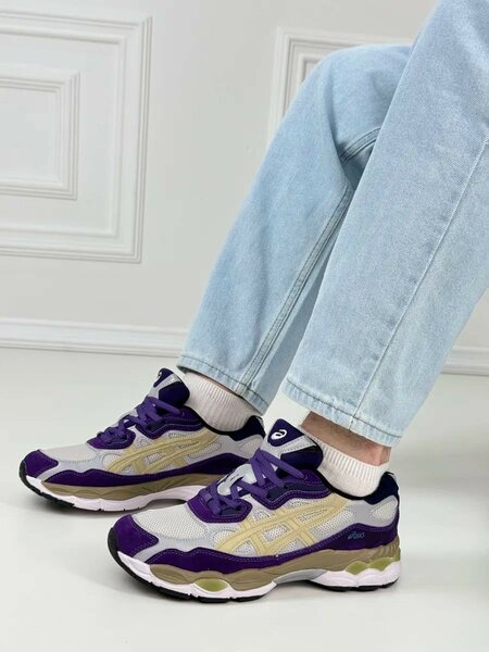 ASICS CLASSIC