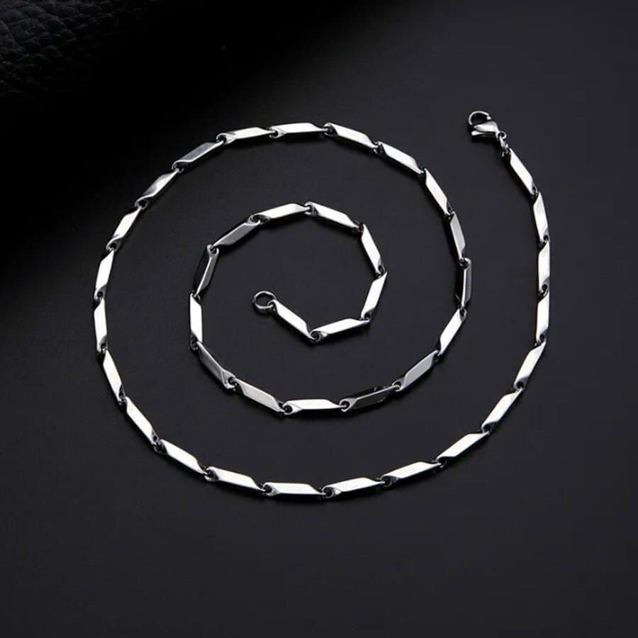 Collier et bracelet élégants en acier inoxydable