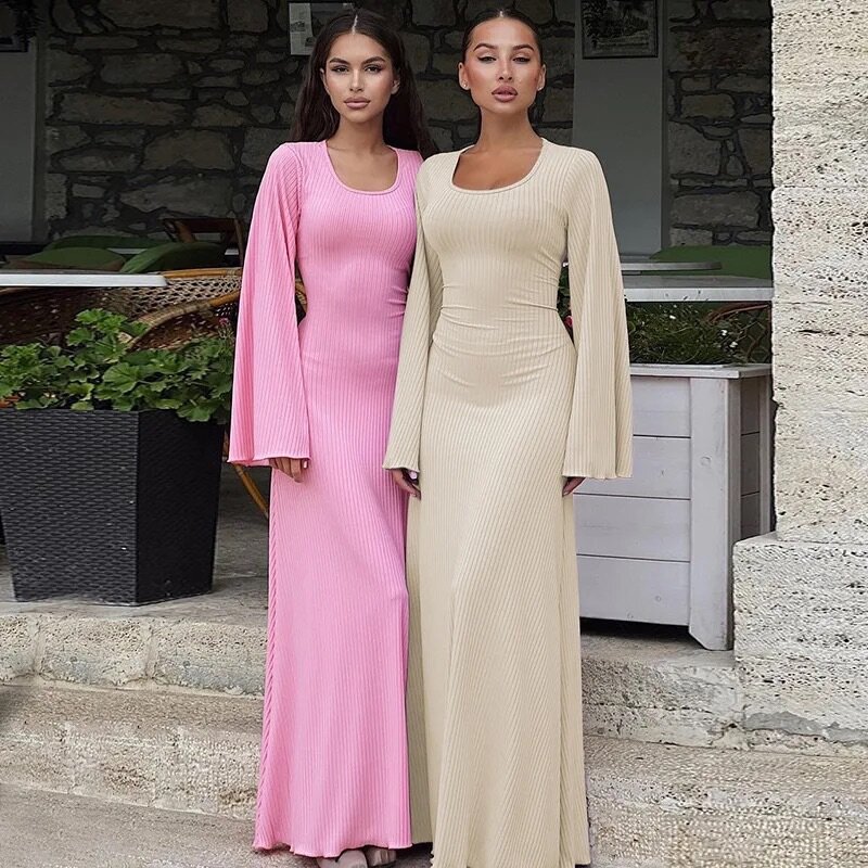 Longue robe moulante