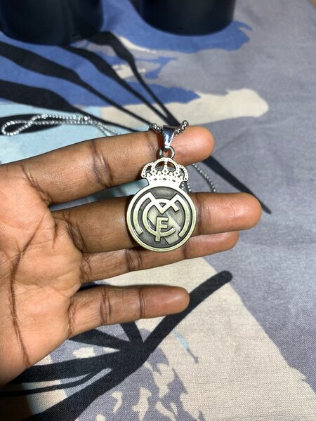Bracelet et chaîne de Réal Mad