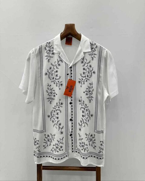Chemise Makeba