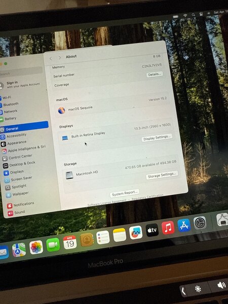 MacBook Pro M2