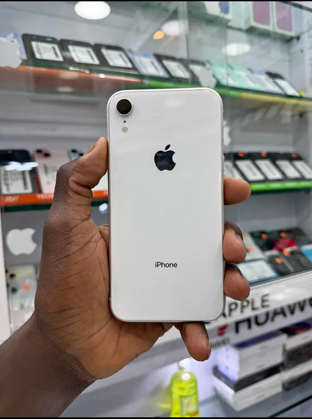 iPhone XR Blanc Débloqué