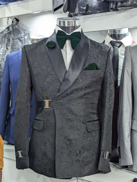 Suit gris
