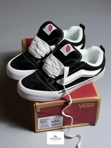 Vans Sneaker Noir et Blanc