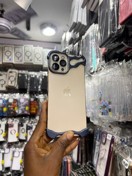 Minimalistic case