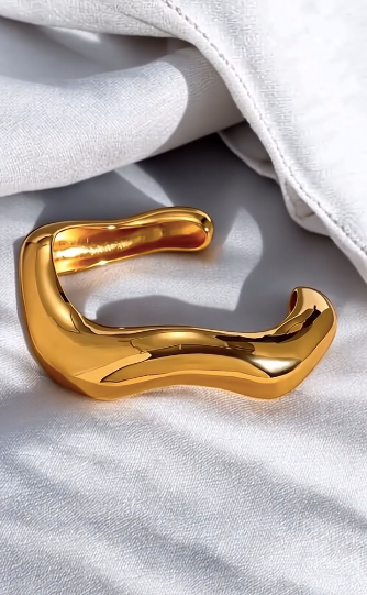 DAWN Bangle
