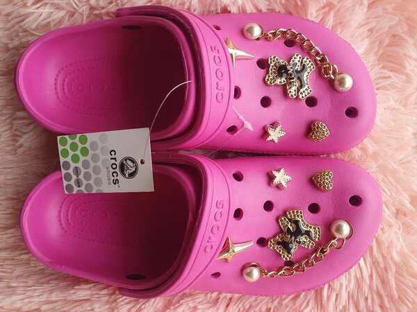 Crocs