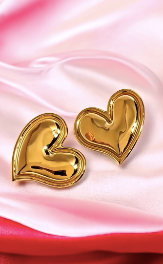 AMORE Earring