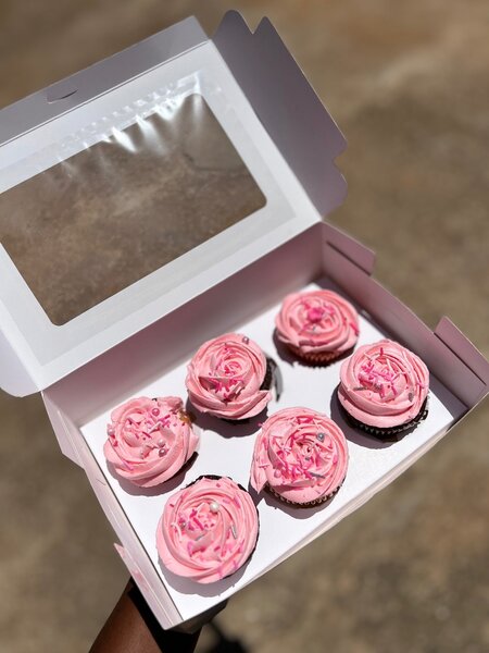 Cakes and cupcakes