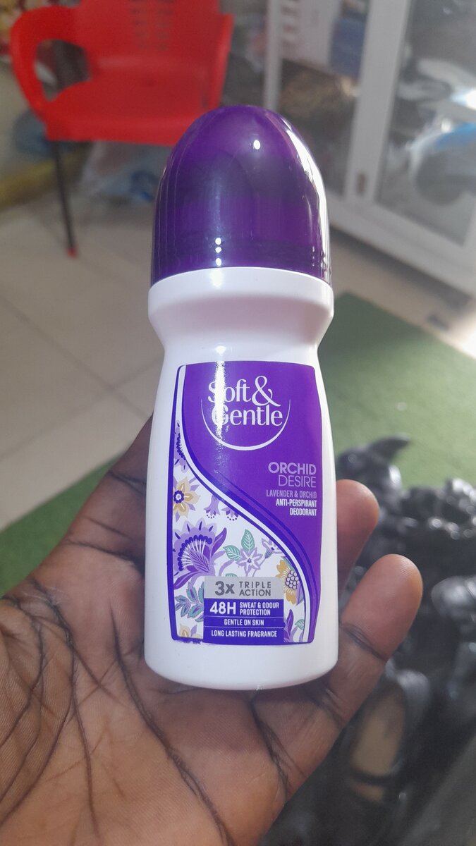 Deodorant spray