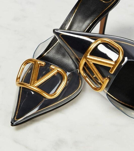 Ladies heel