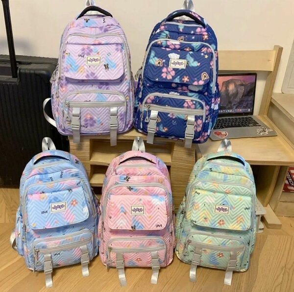 Adorables sacs à dos motifs kawaii