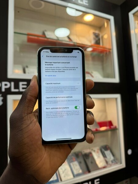 iPhone 11