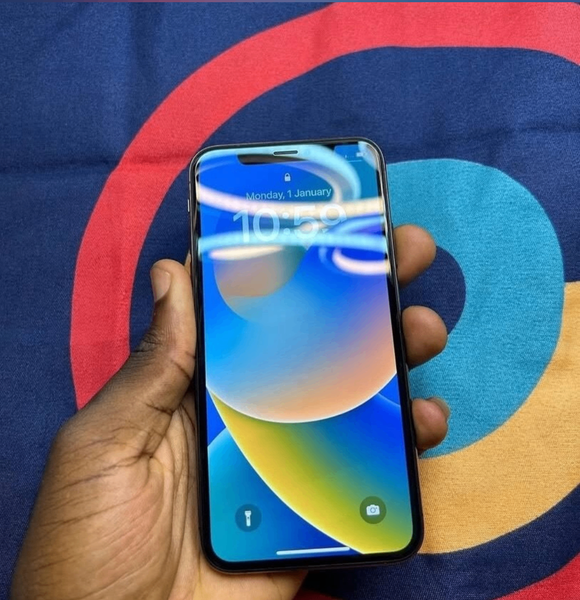 iPhone xs 128gig